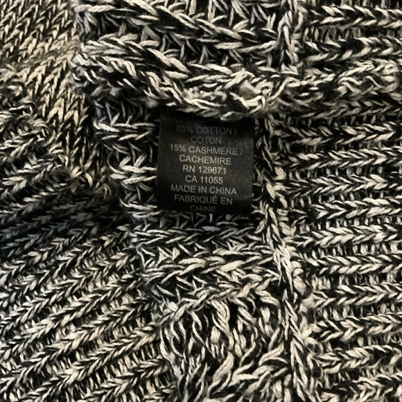 360 Cashmere Black White Cable Knit Crew Neck Sweater Exposed Back Zip Size M - Picture 5 of 8